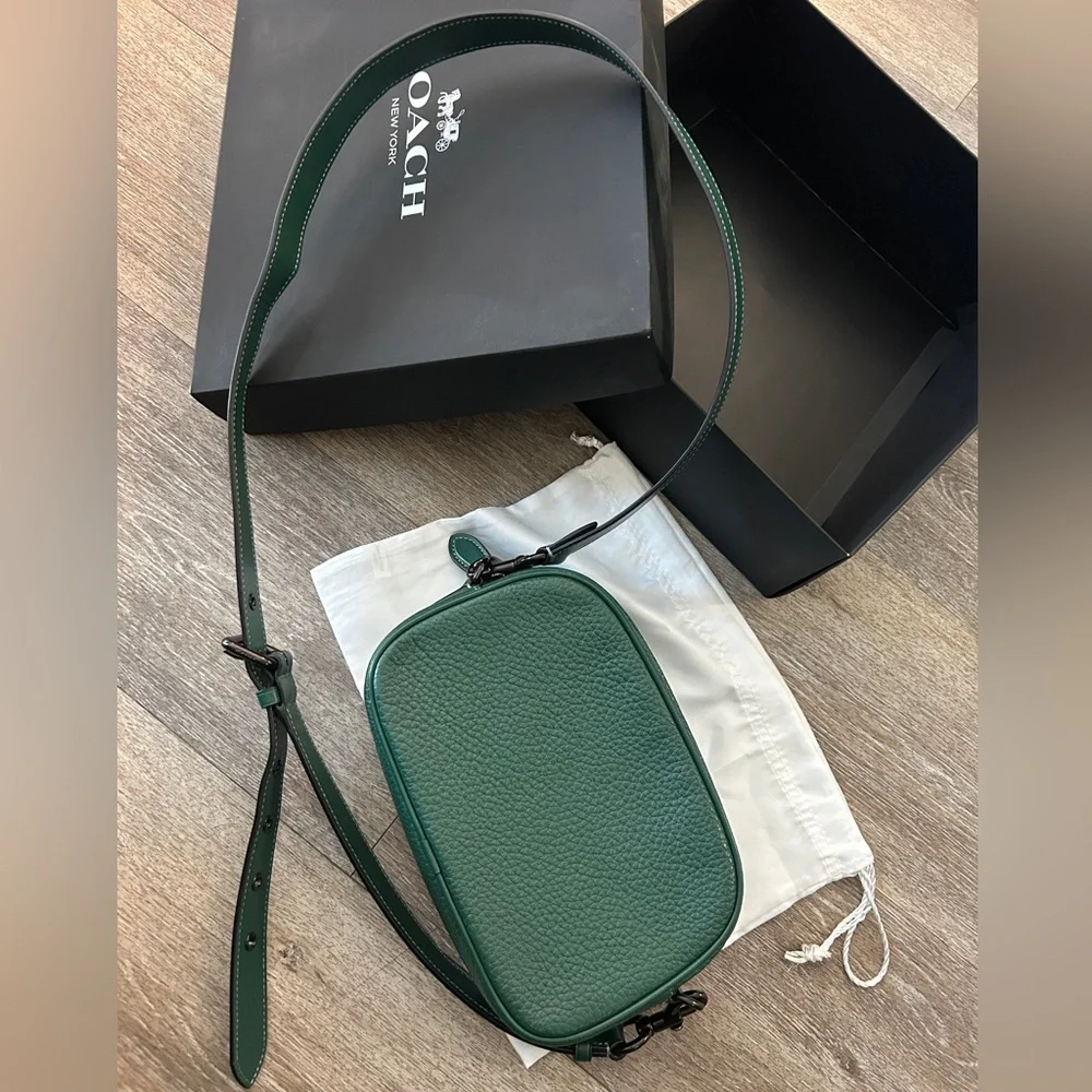 COACH Green Camera Leather Bag - Picture 5 of 8